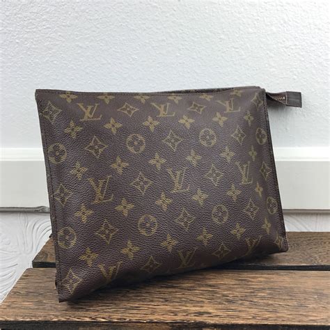 louis vuitton vintage toiletry bag|louis Vuitton Bag with pouch.